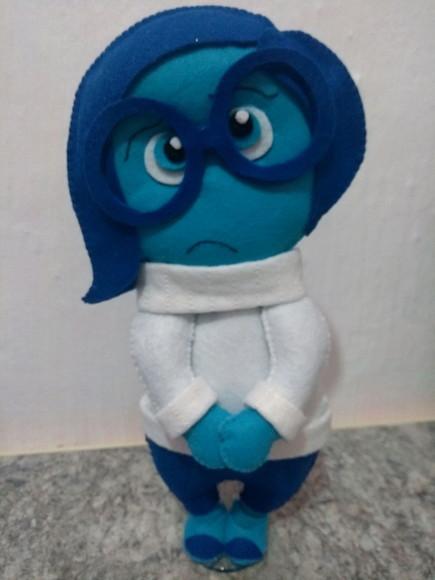 BONECO EMOÇÕES AVULSO (SENTIMENTOS) Tam 25 cm