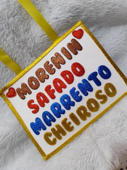 1 Plaquinha Carnaval Diversas (faço Qualquer Frase)