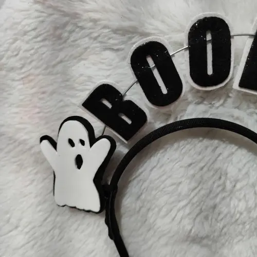 1 Tiara Halloween, Fantasma Boleto