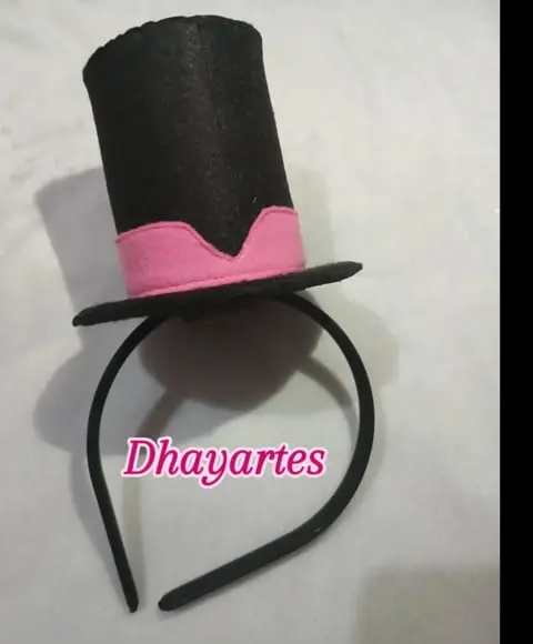 1 Tiara Mini Cartola Mundo Bita de Feltro