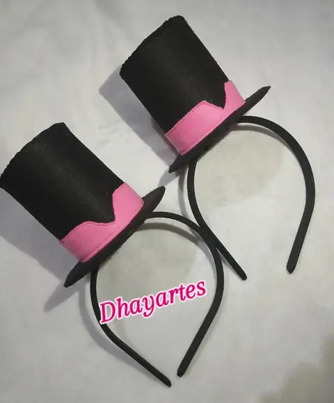 1 Tiara Mini Cartola Mundo Bita de Feltro
