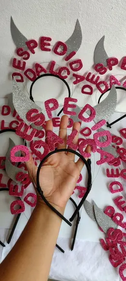 1 TIARA PARA DESPEDIDA DE SOLTEIRA