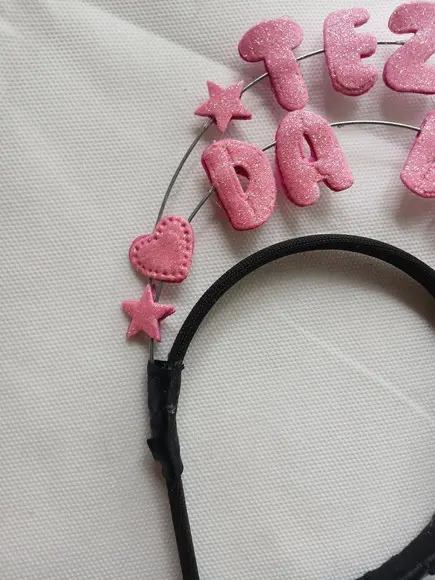 1 Tiara Personalizada para Chegada do Bebê