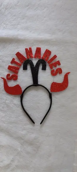1 Tiara Signo Satanaries
