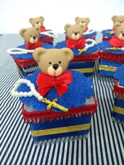 10 (dez) Caixas acrílica com mini terço para Lembrancinhas.