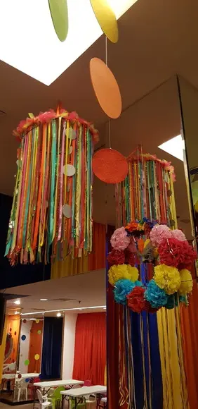 15 Unid de Pompons de Crepom para Decoração (apenas Pompom