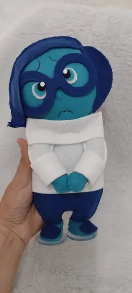 BONECO EMOÇÕES AVULSO (SENTIMENTOS) Tam 25 cm