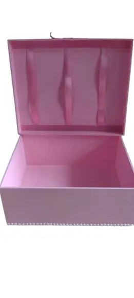 CAIXA PARA LAÇOS PERSONALIZADA C NOME