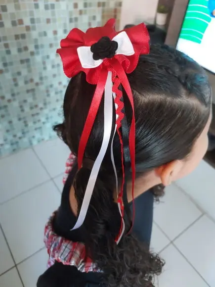 Chapeuzinho/laço Junino( Bico Pato ou Xuxinha)