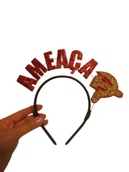 Tiara Ameaça Festiva
