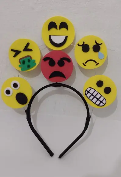 Tiara Personalizada Emoji Emoções