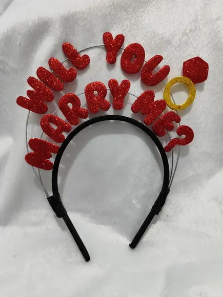 Tiara Personalizada para Gabi (faço Qualquer Frase)