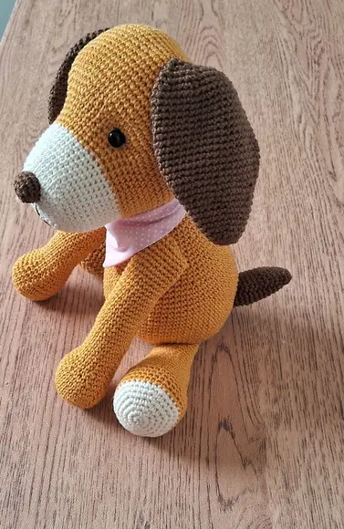 Cachorro Amigurumi Caramelo com Marrom