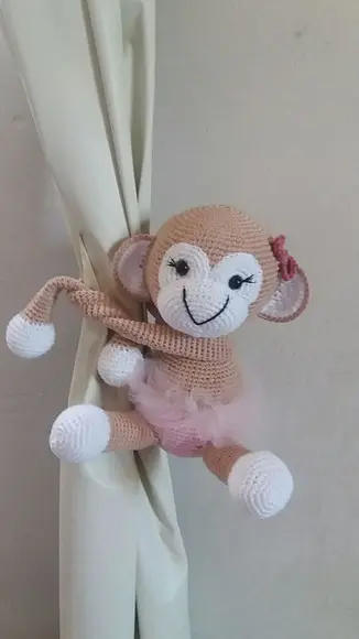 Macaca Prendedor de Cortina