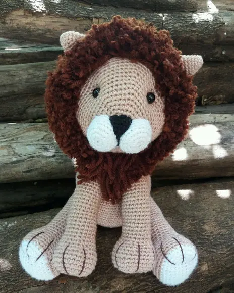 Leão amigurumi