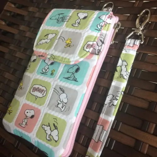 Carteira Porta Celular Snoopy até 6-7 Polegadas