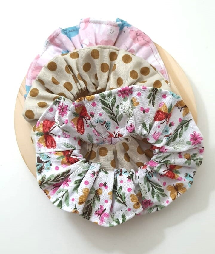 Fru-Fru Flores e Sonhos / Scrunchie