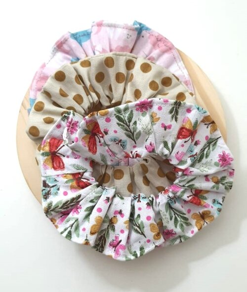 Fru-Fru Flores e Sonhos / Scrunchie