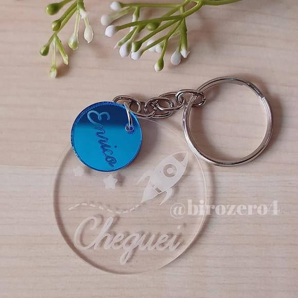 Chaveiros Acrílico com Pingente Foguete