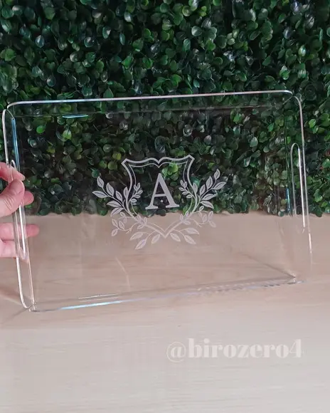 Badeja Acrílico Maternidade Casamento Personalizada