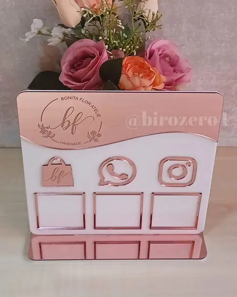 Placa Display com 3 Qr Code