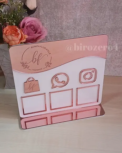 Placa Display com 3 Qr Code