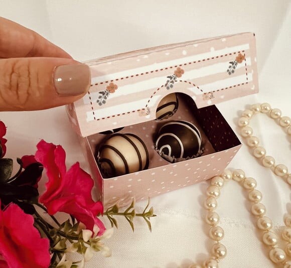 Caixa 4 Doces Dia das Mães