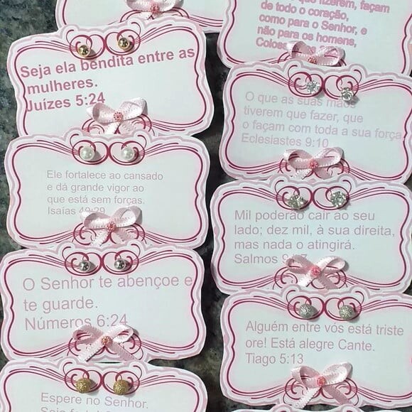 Tag para Brincos Versículos Bíblicos