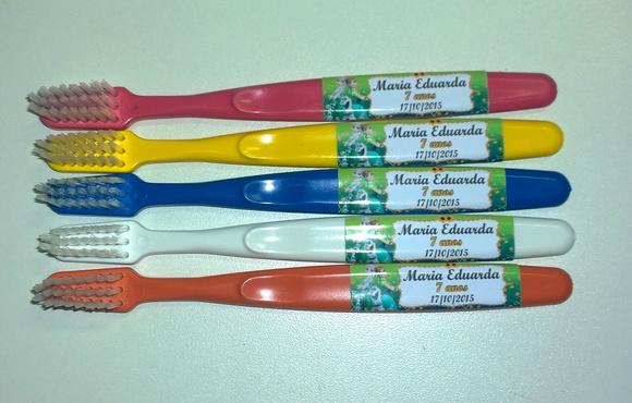 Escova dental infantil