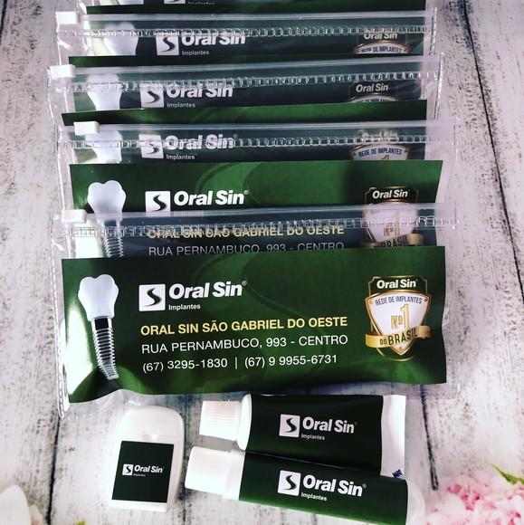 Kit Dental Necessaire Personalizado 2