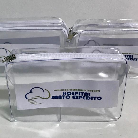Necessaire PVC transparente com ziper