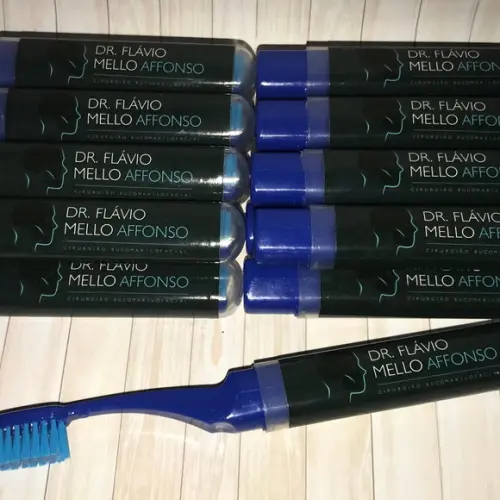 Escova Dental Pocket de Viagem