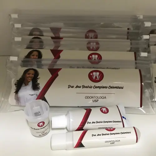 Kit Dental Personalizado Zip 3