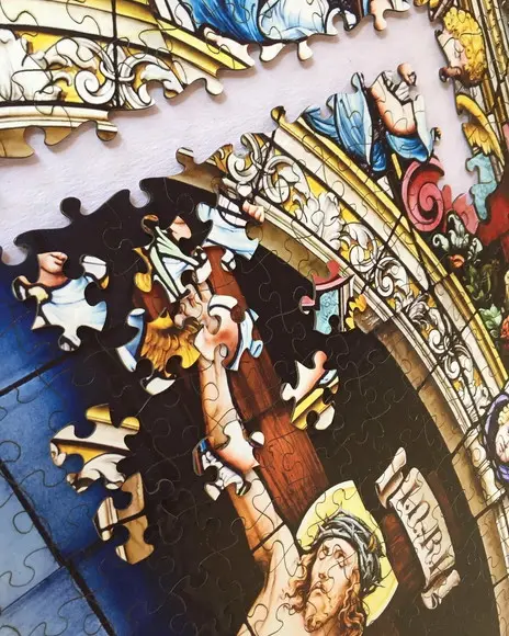 Quebra cabeça vitral crucificado 98 x 61 cm 1014 pçs