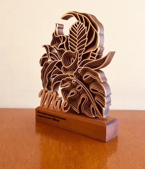 Troféu escultura floral Mãe