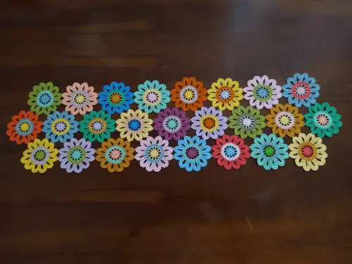 Caminho de mesa em crochê