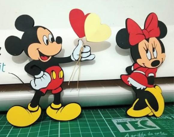 Arquivo de corte Mickey e Minnie