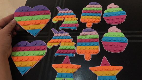 Arquivo de corte Silhouette Topo POP IT camadas
