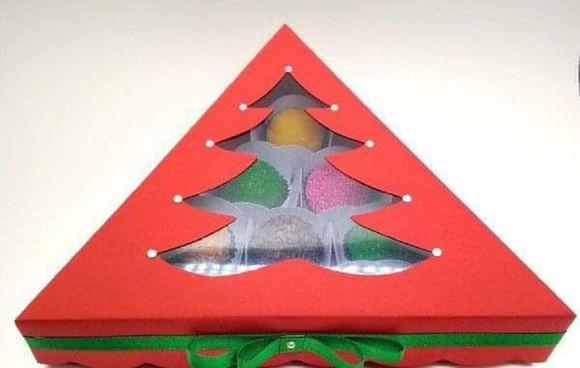 Arquivo Silhouette caixa pirâmide Natal