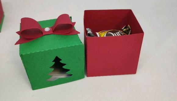Arquivo Silhouette caixinha brigadeiro , bombons Natal
