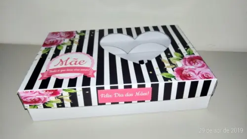 Arquivo de corte Silhouette caixa coração dia das mães 09