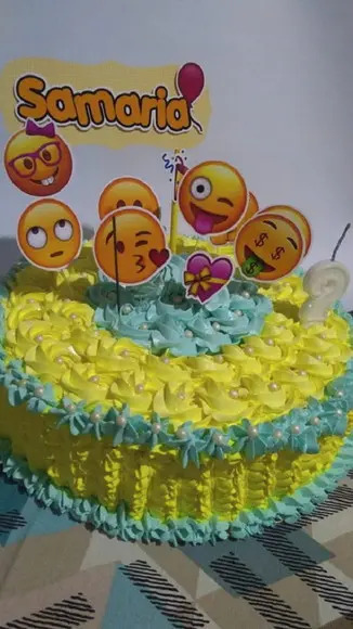 Arquivo de corte topo de bolo emoji 02