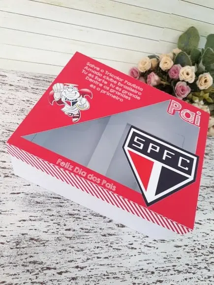 Arquivo de Corte caixa cerveja times de futebol Studio/PDF