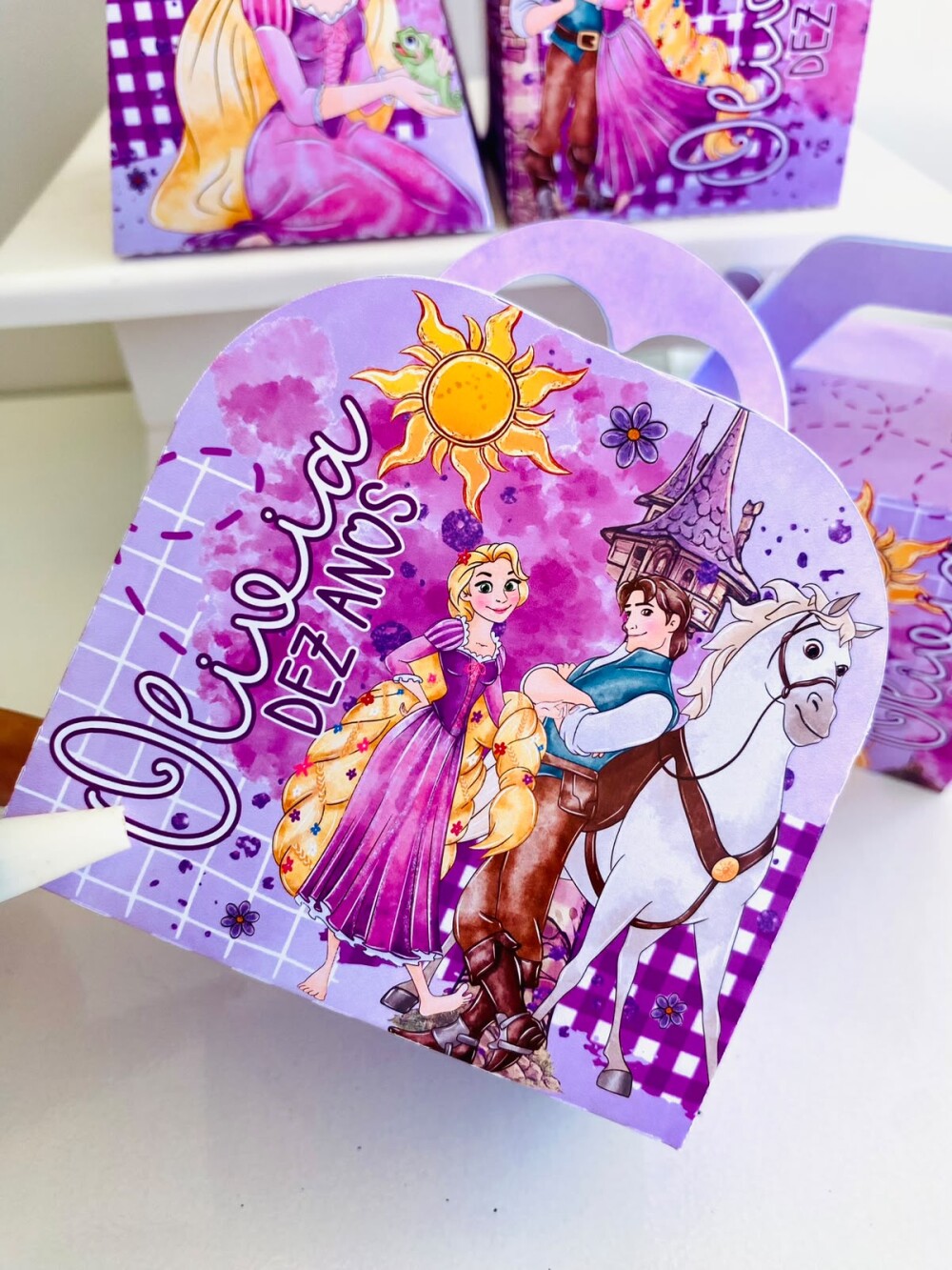 Kit Festa Rapunzel / Enrolados - 30 Unidadess - Pegue e Monte