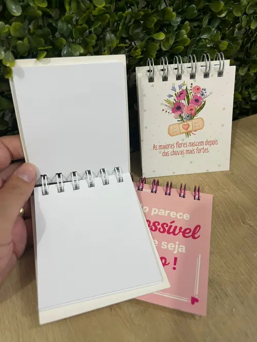 Kit 3 bloquinhos em capa papel cartão