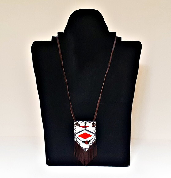 Colar Boho de Couro e Camurça