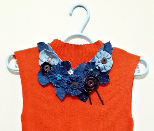Maxicolar de Flores em Jeans