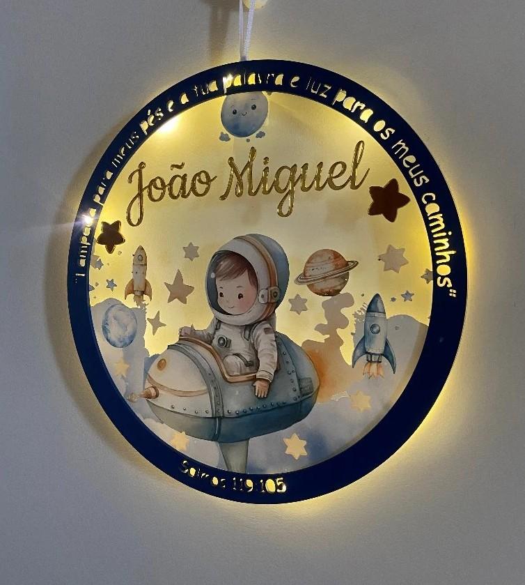 Porta Maternidade Led Astronauta Versículo Acrílico
