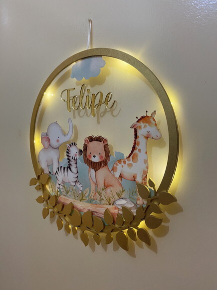Enfeite Porta Maternidade Safari Acrílico e Espelho Led