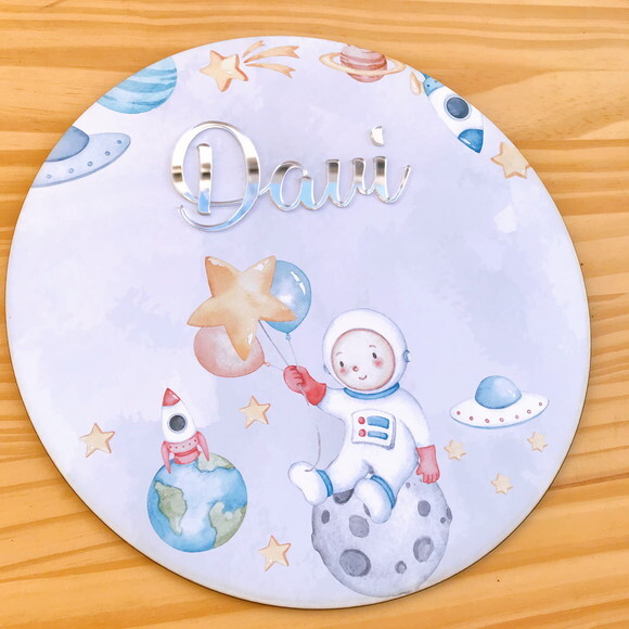 Placa Porta Maternidade Astronauta MDF Nome Espelhado